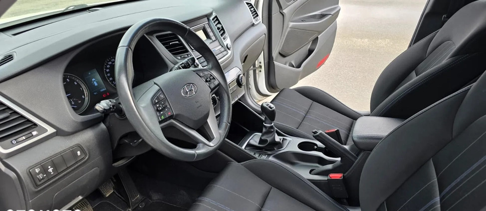 Hyundai Tucson cena 74900 przebieg: 79648, rok produkcji 2017 z Puławy małe 67
